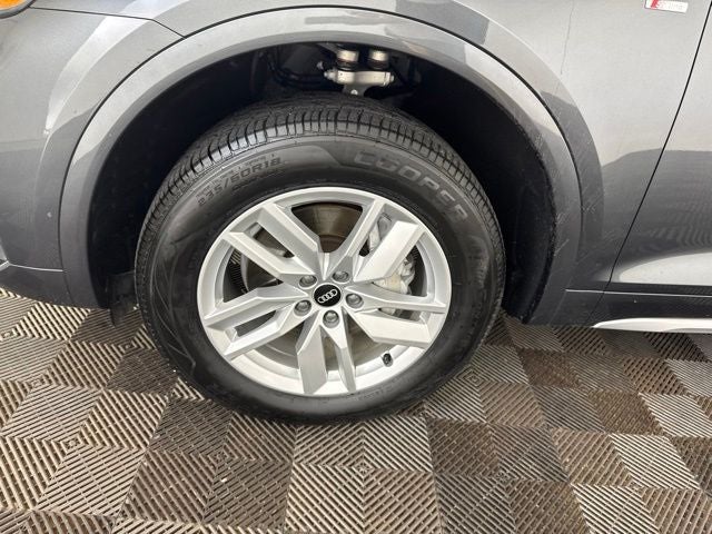 2023 Audi Q5 45 S line Premium quattro