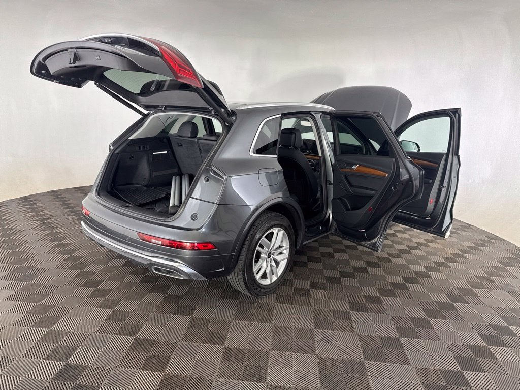 2023 Audi Q5 45 S line Premium quattro