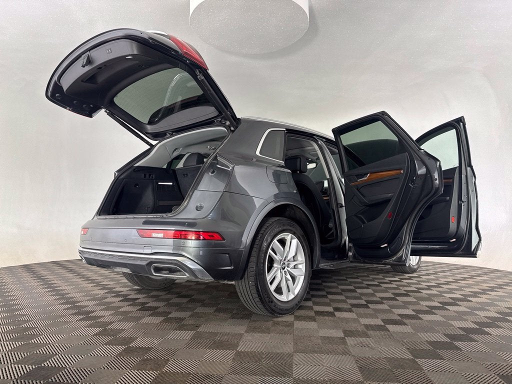 2023 Audi Q5 45 S line Premium quattro