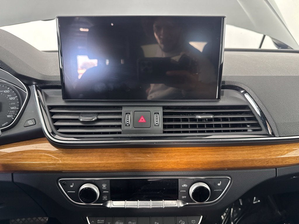 2023 Audi Q5 45 S line Premium quattro