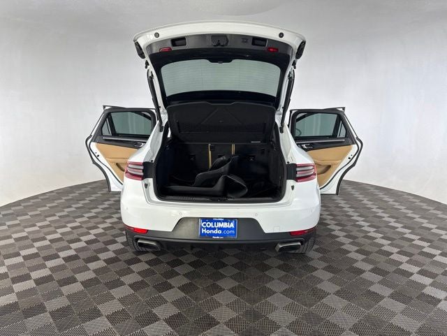 2018 Porsche Macan Base