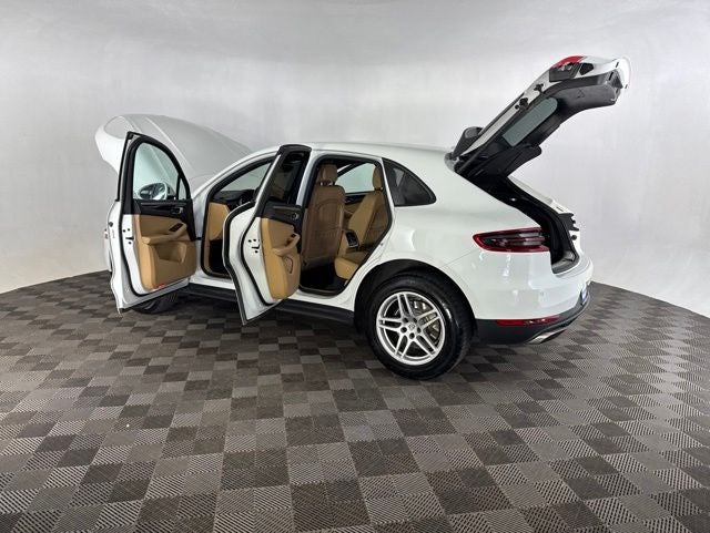 2018 Porsche Macan Base