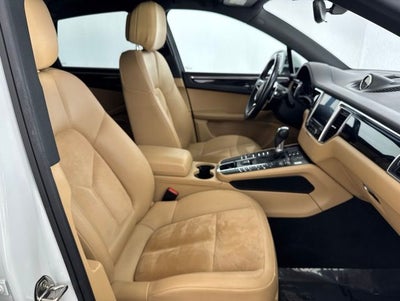 2018 Porsche Macan Base