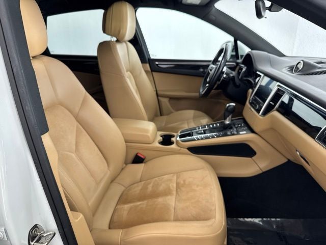 2018 Porsche Macan Base