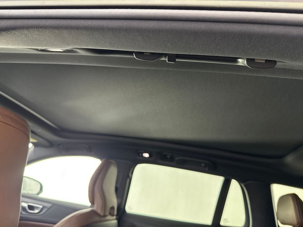 2023 Volvo V60 Cross Country Ultimate