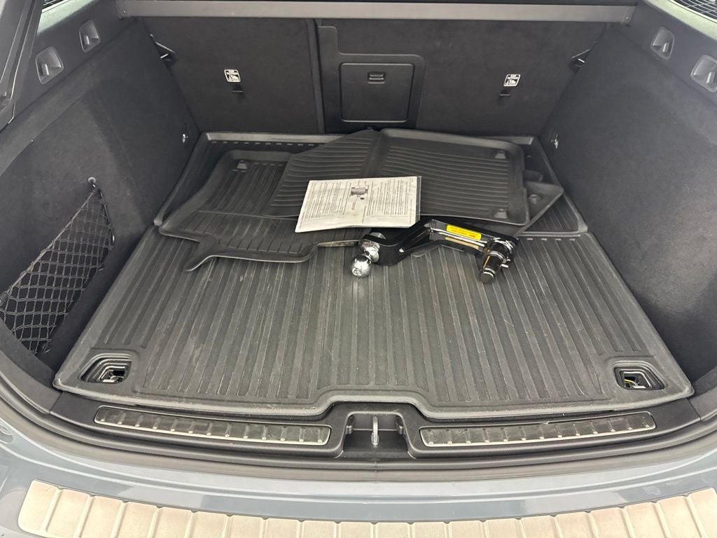 2023 Volvo V60 Cross Country Ultimate
