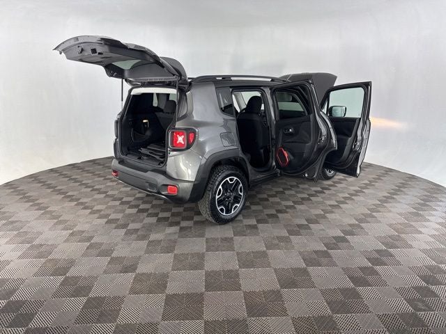 2016 Jeep Renegade Trailhawk