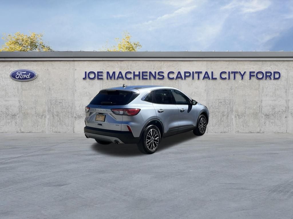 2022 Ford Escape Plug-In Hybrid SE
