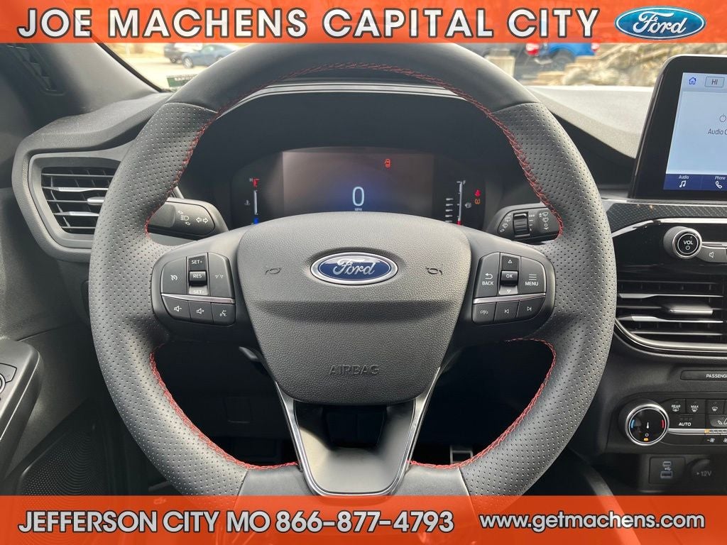 2023 Ford Escape Hybrid ST-Line