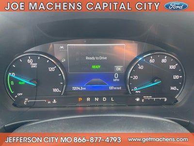 2022 Ford Escape Hybrid SE