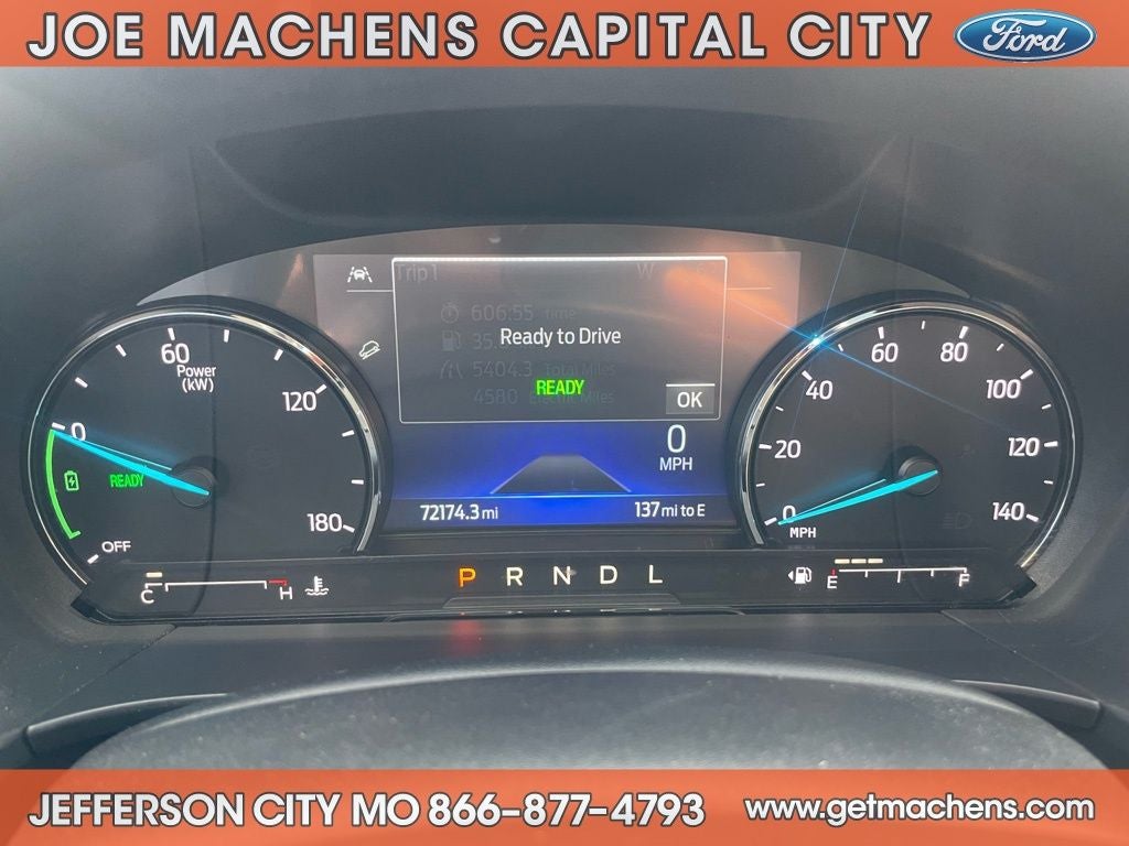 2022 Ford Escape Hybrid SE