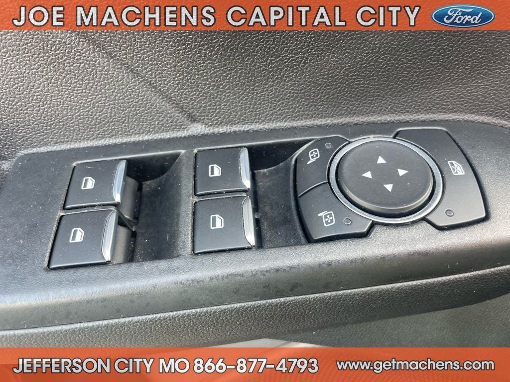 2022 Ford Escape Hybrid SE