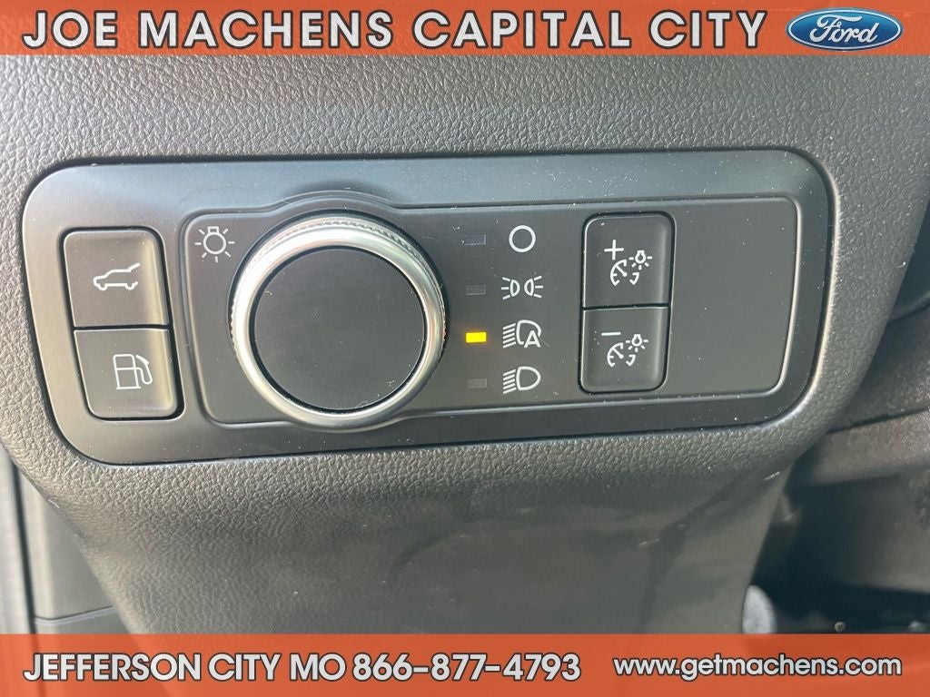 2022 Ford Escape Hybrid SE