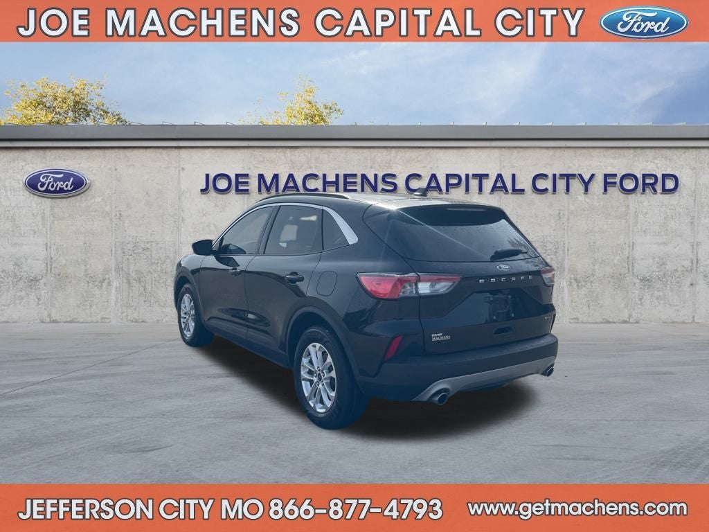 2022 Ford Escape Hybrid SE