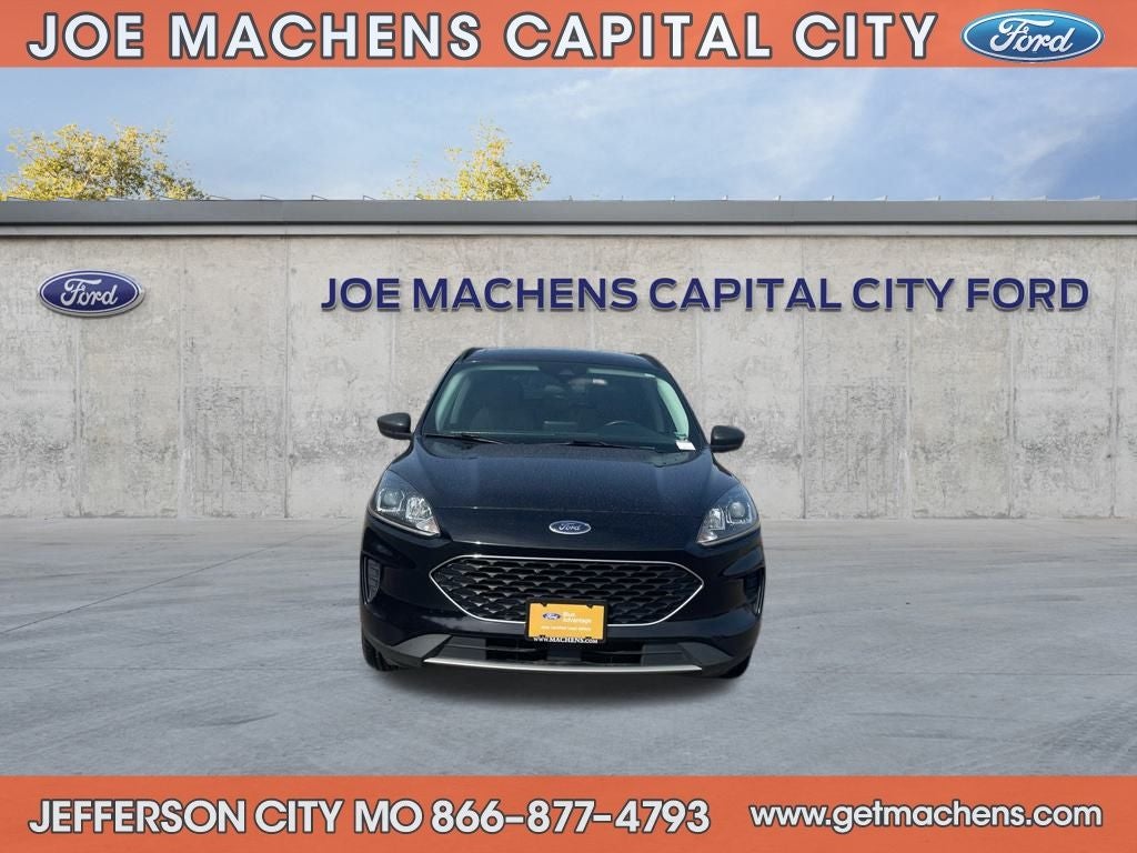 2022 Ford Escape Hybrid SE