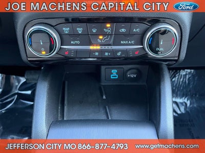 2022 Ford Escape Hybrid Titanium