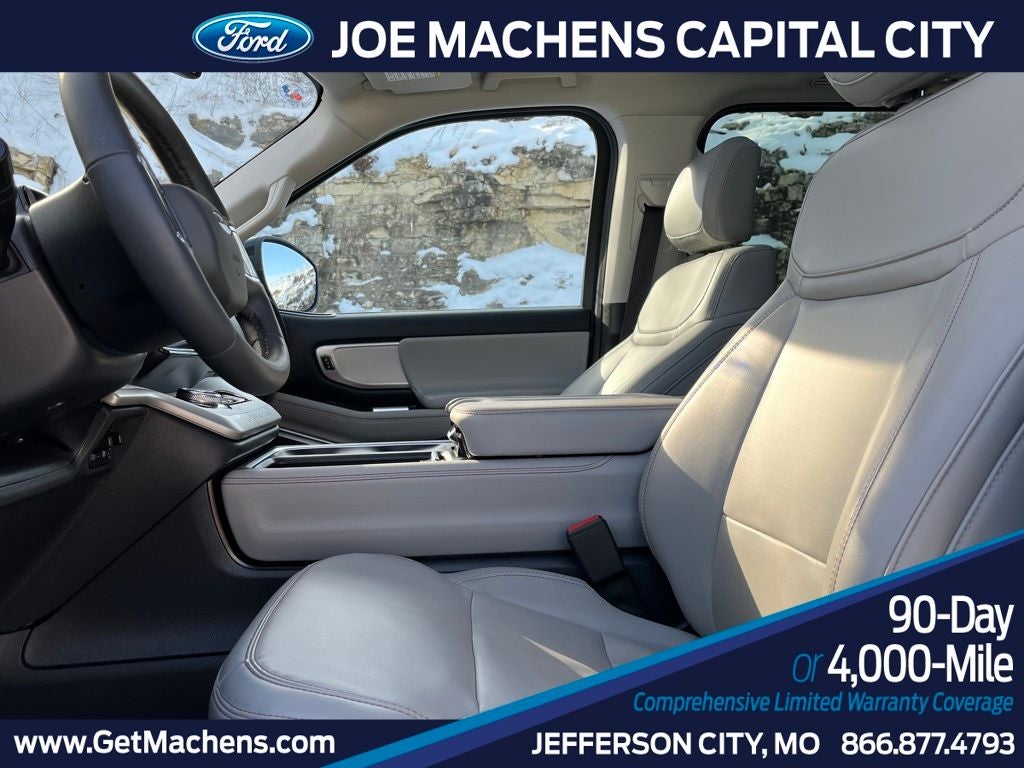 2025 Ford Expedition Active