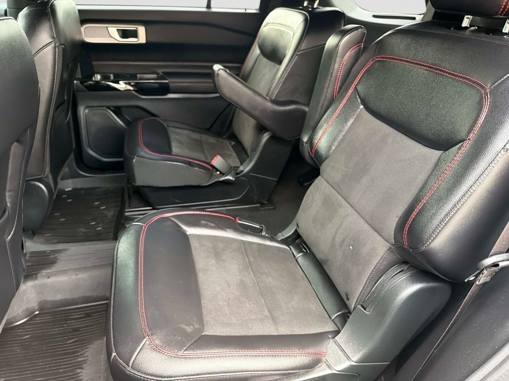 2024 Ford Explorer ST-Line