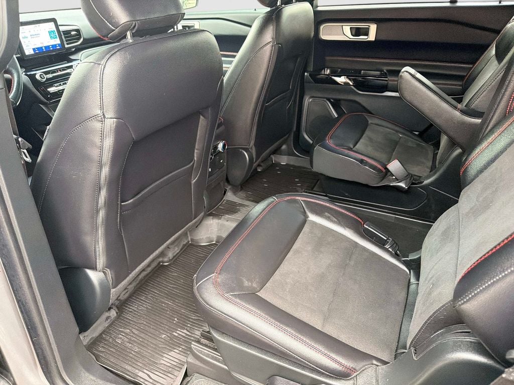 2024 Ford Explorer ST-Line