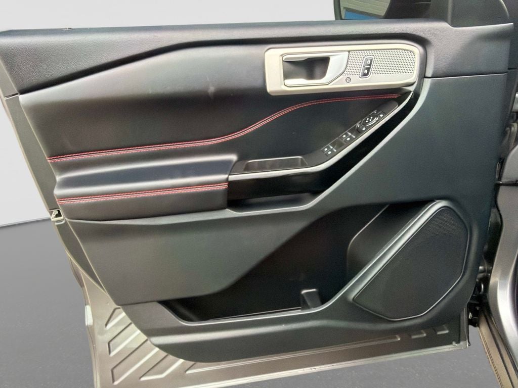 2024 Ford Explorer ST-Line