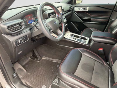 2024 Ford Explorer ST-Line