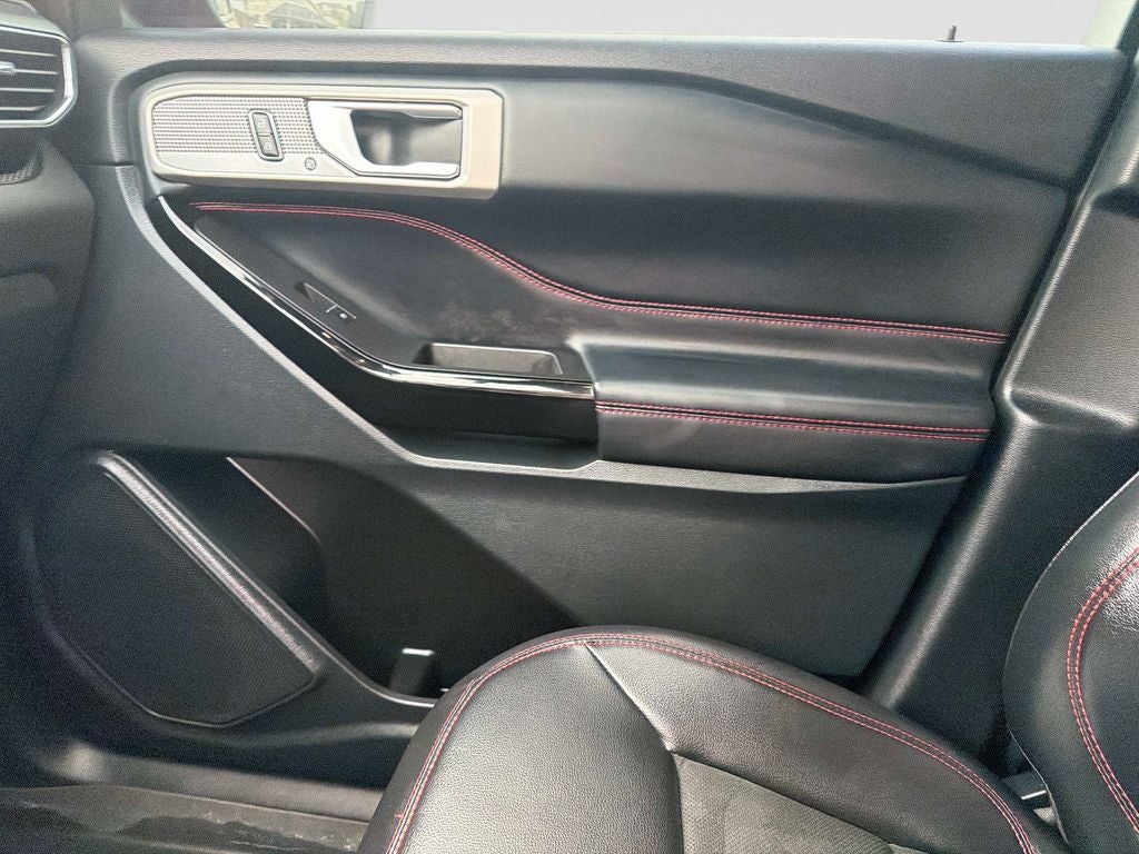 2024 Ford Explorer ST-Line