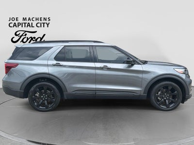 2024 Ford Explorer ST-Line
