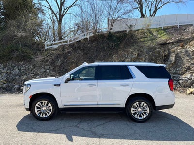 2023 GMC Yukon SLT