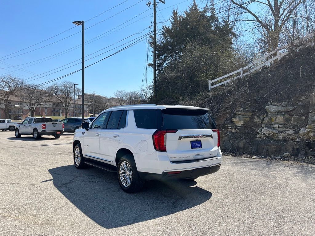2023 GMC Yukon SLT