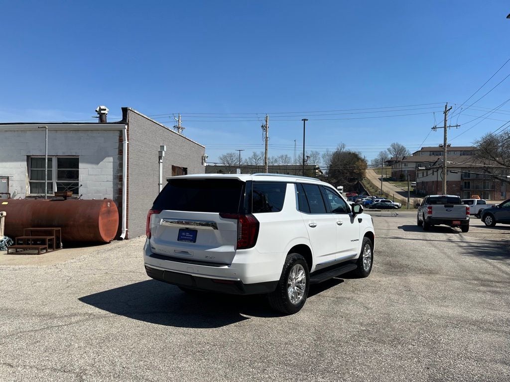 2023 GMC Yukon SLT