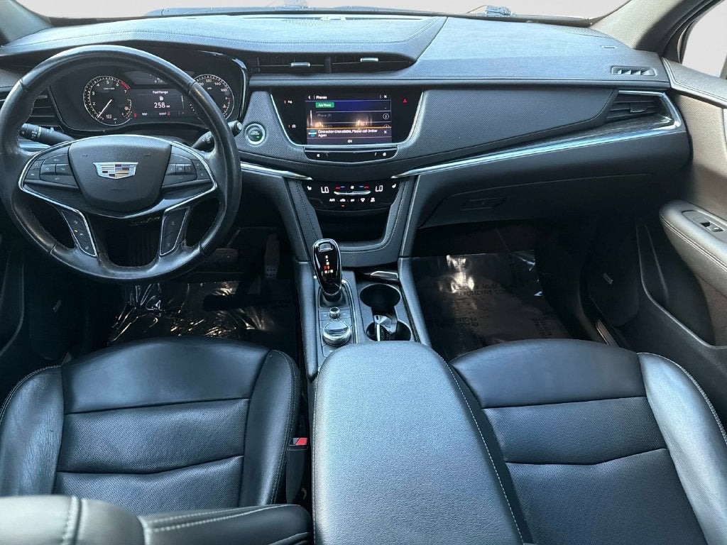 2022 Cadillac XT5 Premium Luxury