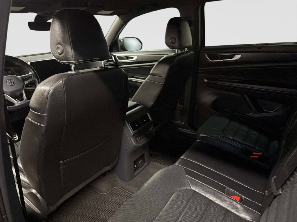 2024 Volkswagen Atlas Cross Sport 2.0T SEL R-Line