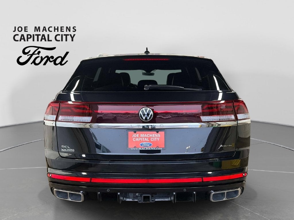 2024 Volkswagen Atlas Cross Sport 2.0T SEL R-Line