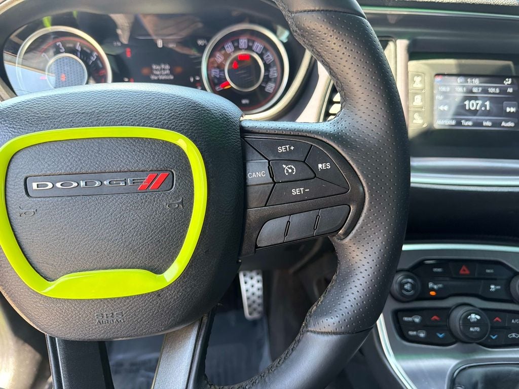 2015 Dodge Challenger R/T Shaker
