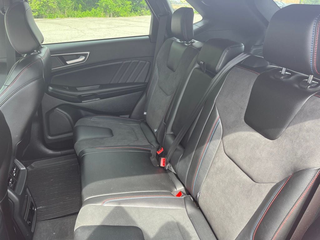 2023 Ford Edge ST