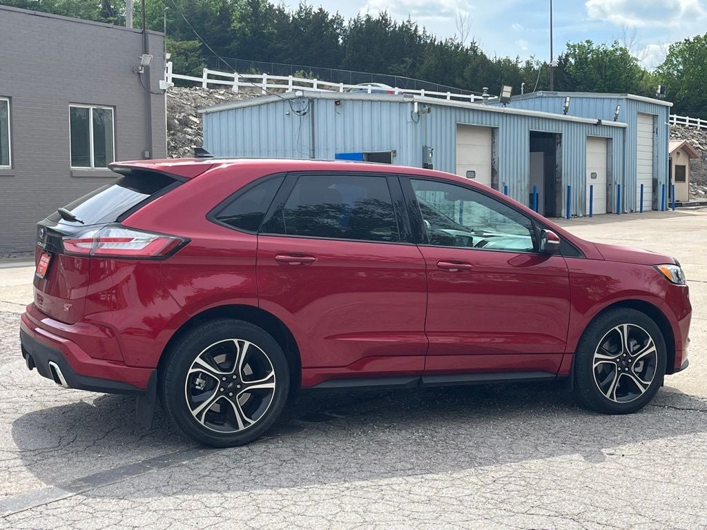 2023 Ford Edge ST