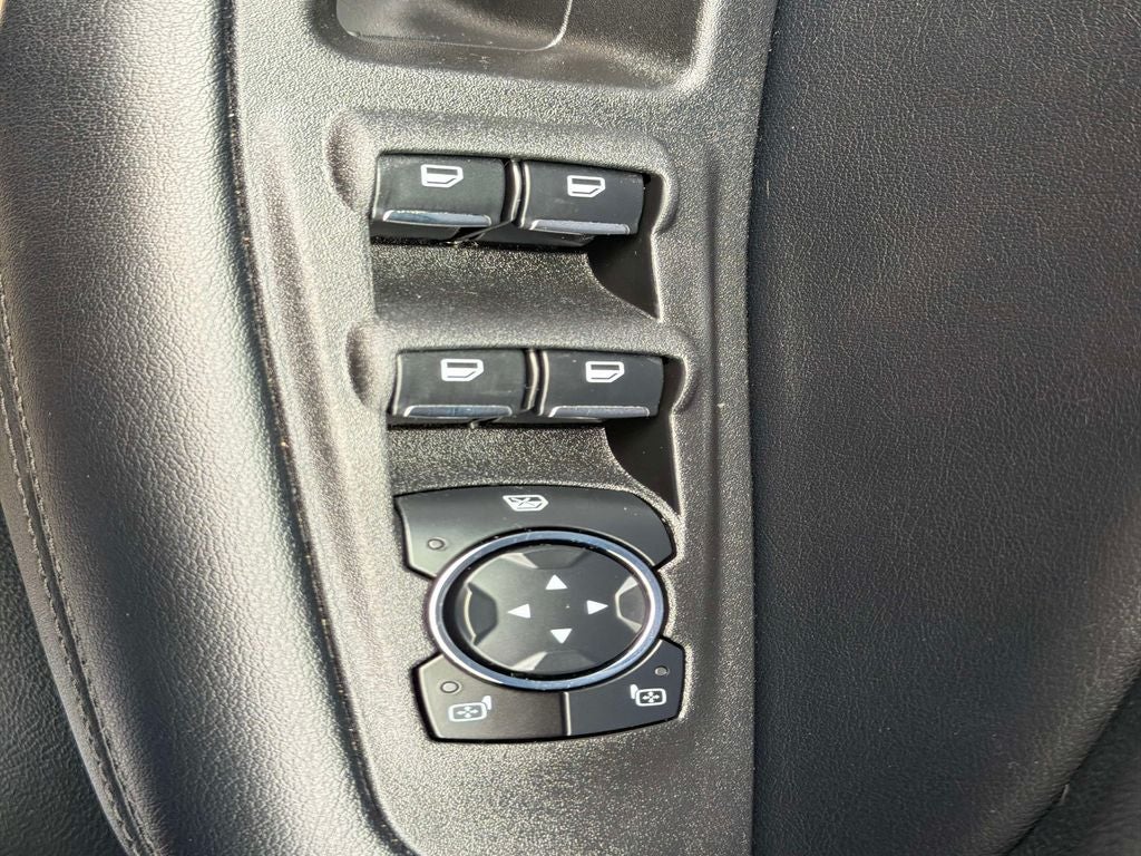 2023 Ford Edge SE