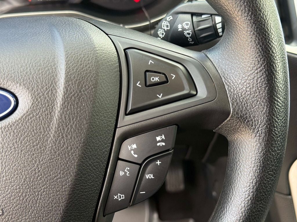 2023 Ford Edge SE