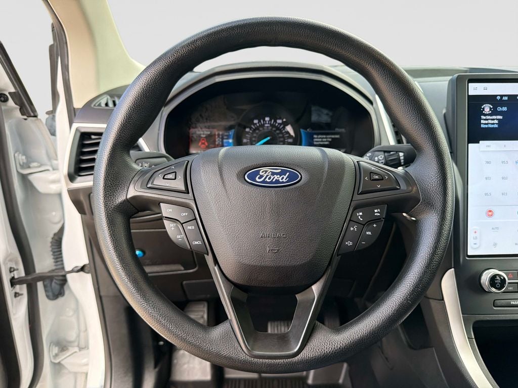 2023 Ford Edge SE