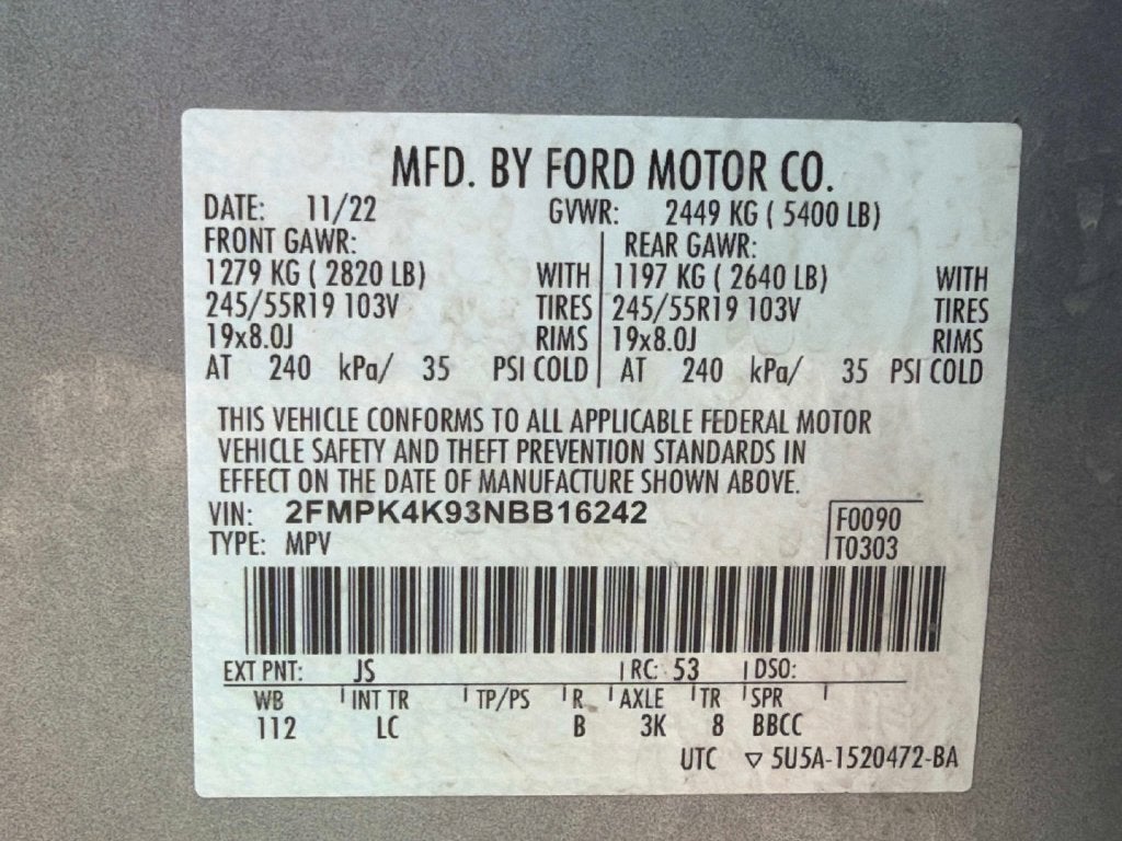 2022 Ford Edge Titanium