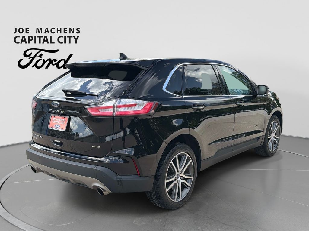 2022 Ford Edge Titanium