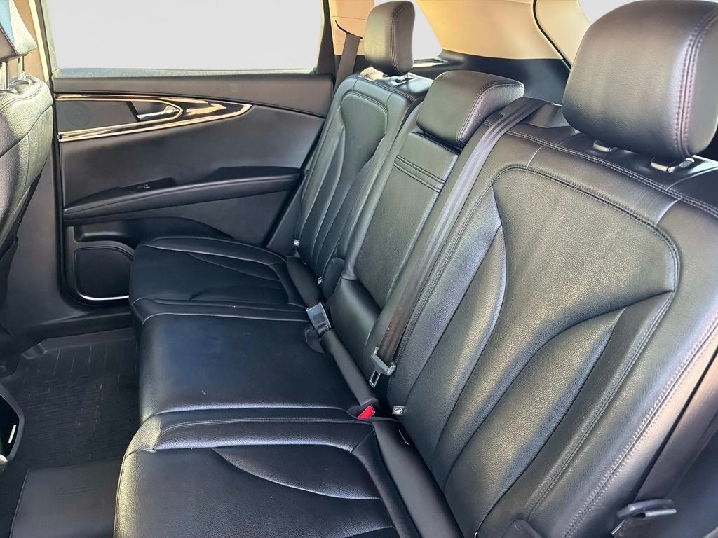 2023 Lincoln Nautilus Standard