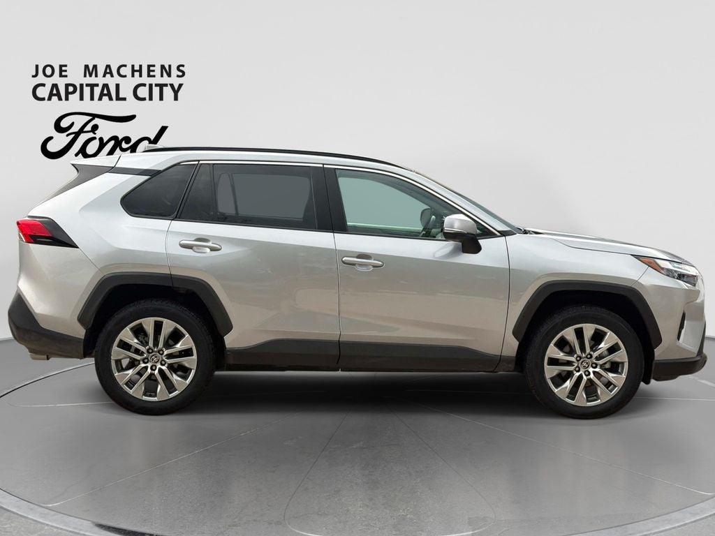 2022 Toyota RAV4 XLE Premium
