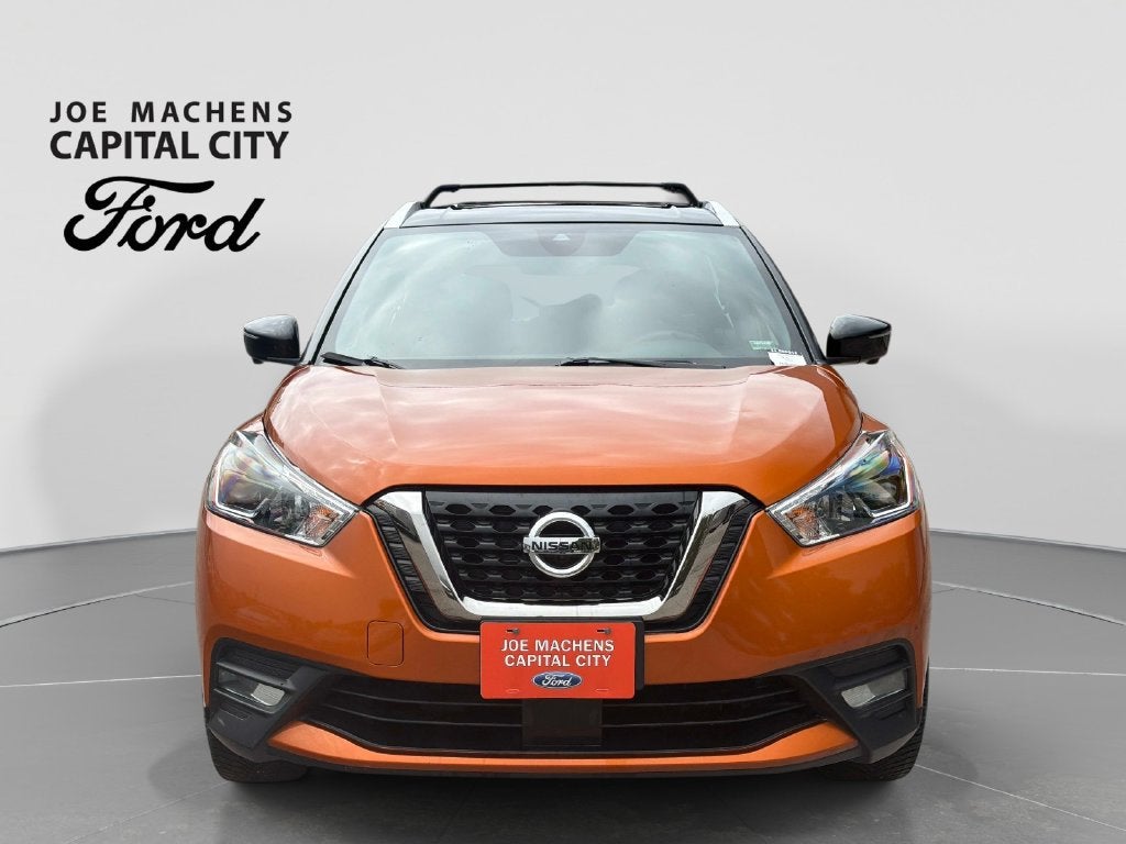 2020 Nissan Kicks SR