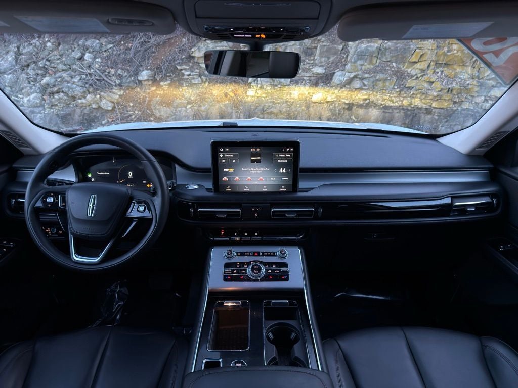 2023 Lincoln Aviator Standard Premium