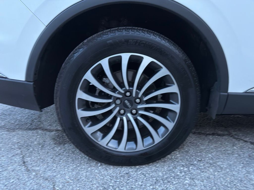 2023 Lincoln Aviator Standard Premium