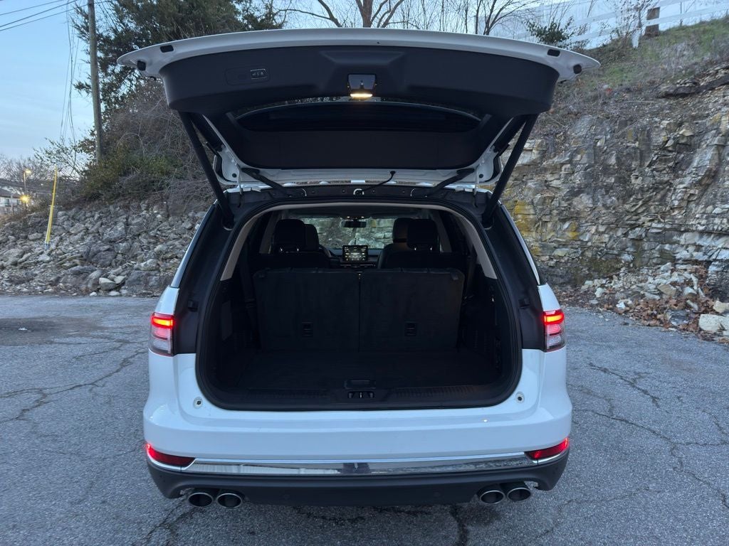 2023 Lincoln Aviator Standard Premium