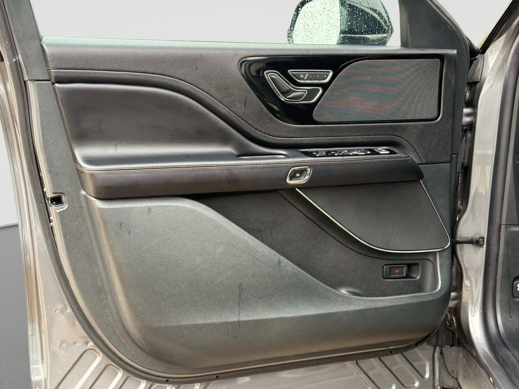 2023 Lincoln Aviator Standard