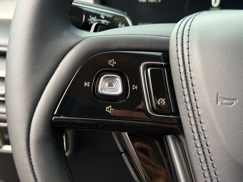 2023 Lincoln Aviator Standard