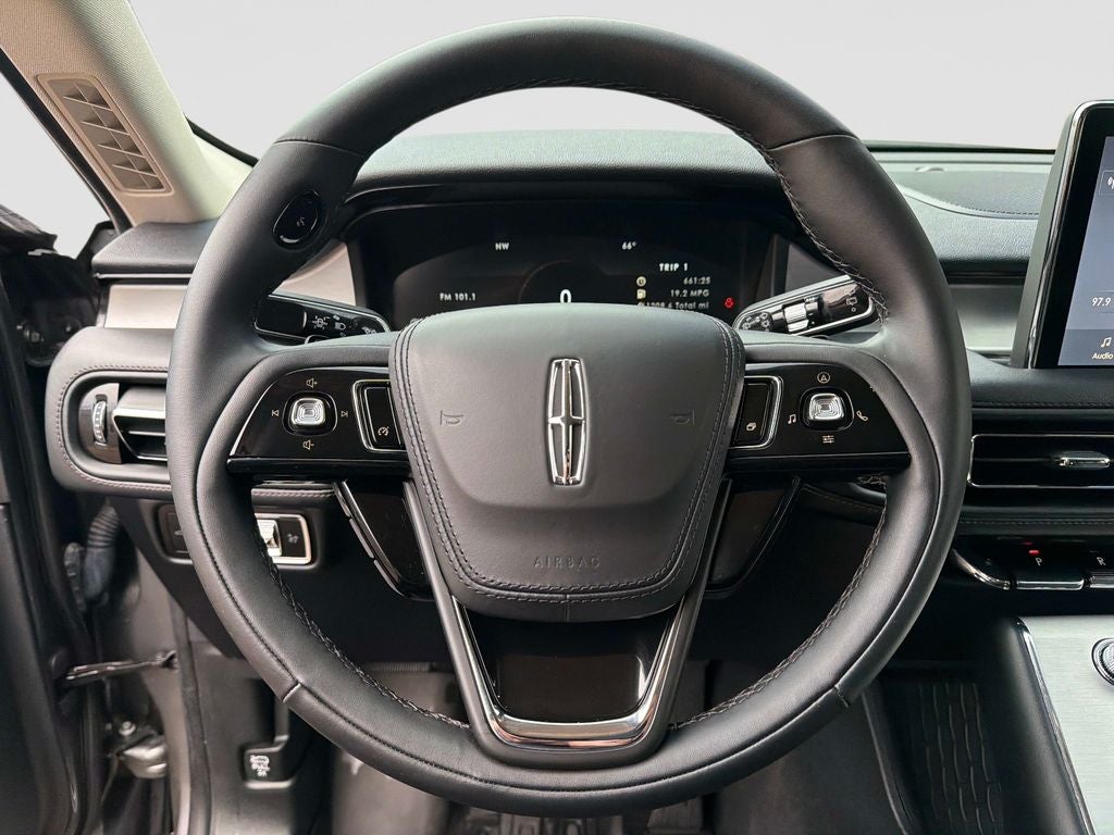 2023 Lincoln Aviator Standard